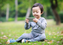 Children Using Mobile Devices: Can It Cause Eye Problems?